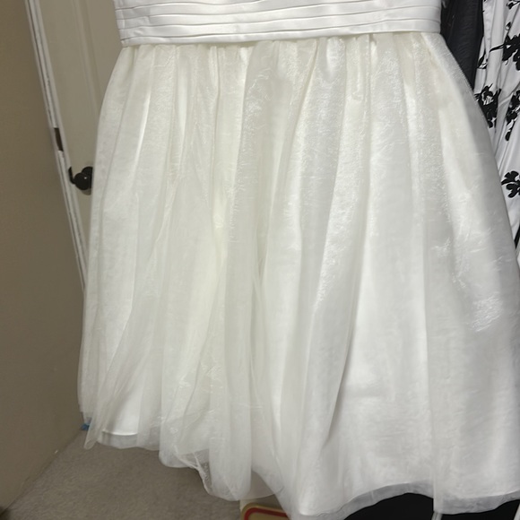 Unique Vintage x Dolly Couture Tea Length Wedding Dress - Holly - Picture 6 of 8